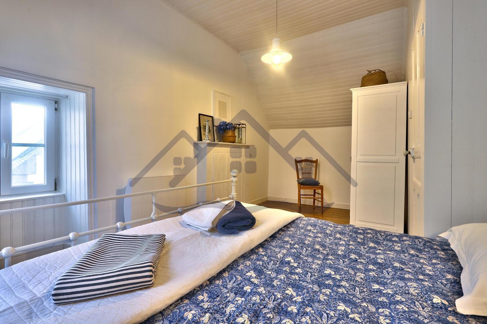 Localise - M4 - Ty Gwenn - La Maison A La Pointe De Lechiagat - Acces A Deux Pas D'une Terrasse Vue Privative - Wifi Inclus - Draps Inclus - Animaux Bienvenus Holiday home